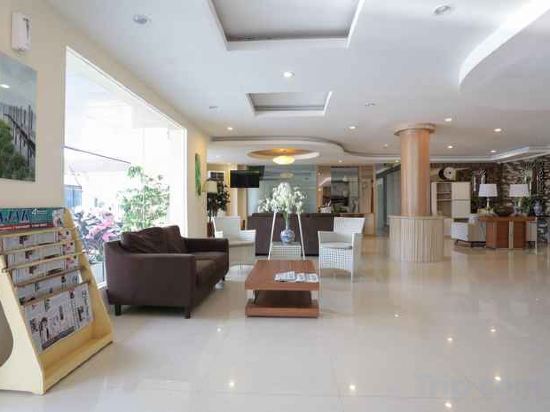 Фото Ramayana Hotel