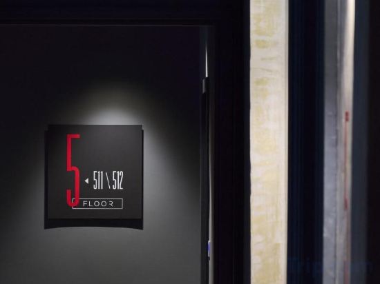 Фото The Modernist Hotel