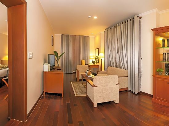 Фото First Hotel