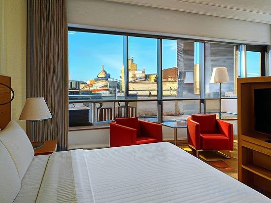 Фото Courtyard by Marriott Budapest City Center