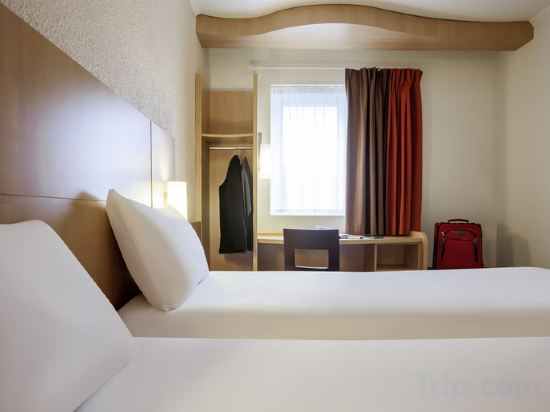 Фото ibis Paris Gare de Lyon Ledru Rollin 12th