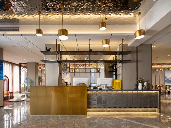 Фото Kaiyuan Manju Xiaoshan International Airport West Gate Store