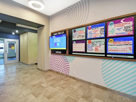 Фото Tru by Hilton Grand Rapids Airport