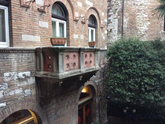 Фото Albergo Ristorante La Rosetta