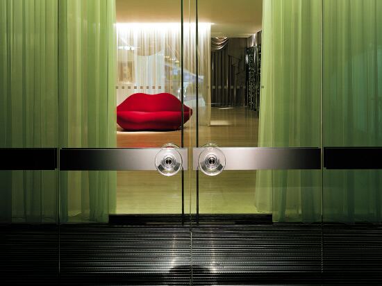 Фото Sanderson London