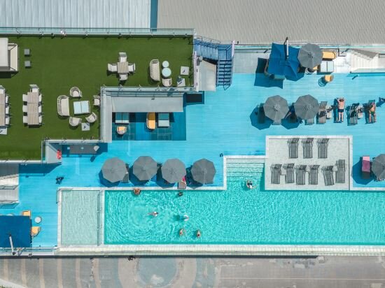 Фото Hotel Clover Patong Phuket