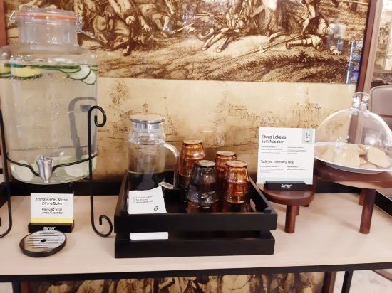 Фото Novum Select Hotel Prinz Eugen Wien