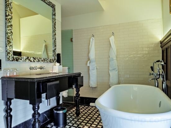 Фото The Lalit London