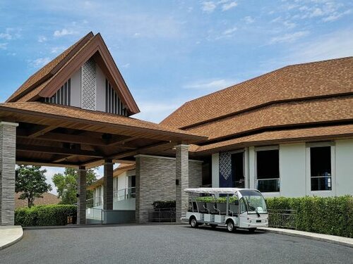 Гостиница Splash Beach Resort на Пхукете