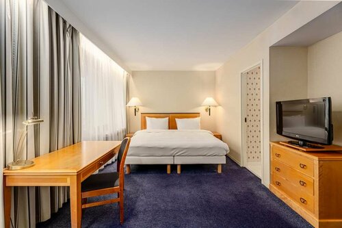 Гостиница Radisson Blu Hotel & Spa, Daugava Riga в Риге