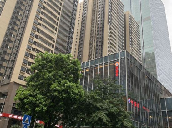 Фото Manhattan Langde Apartment