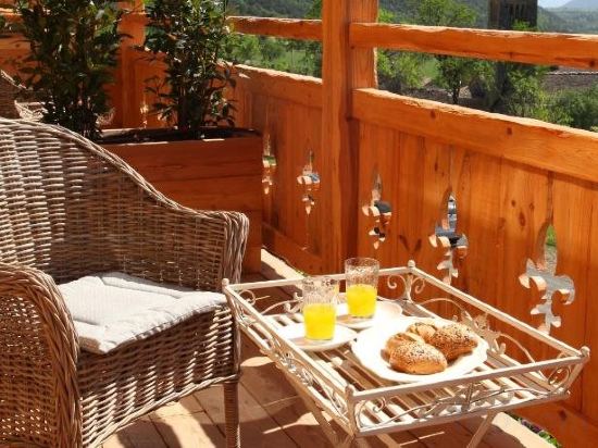 Фото Hotel Viñas de Lárrede