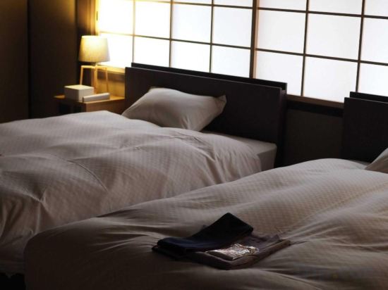 Фото Nipponia Sasayama Castle Town Hotel