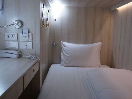 Фото Mariya Lady Hostel At Suvarnabhumi Airport - Female Only