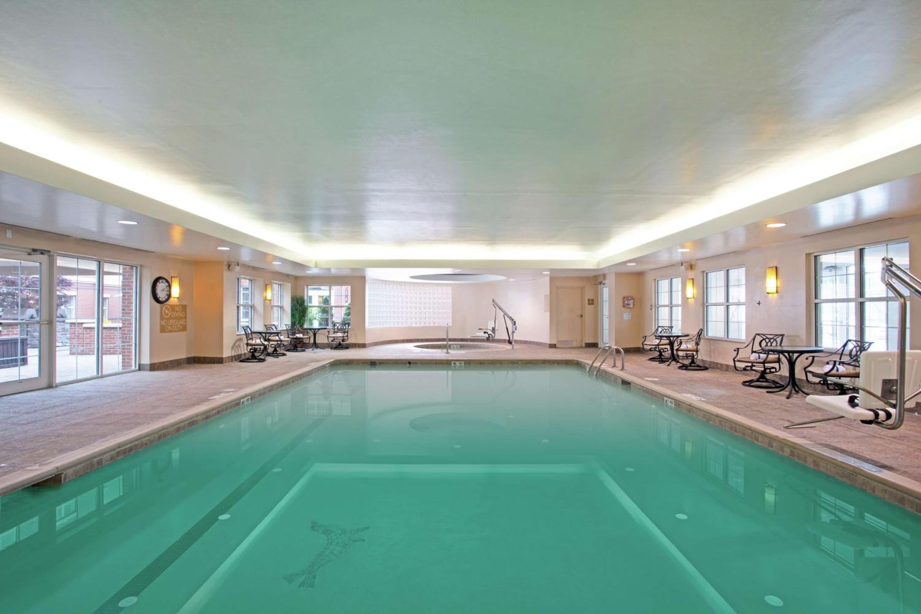 Фото Homewood Suites by Hilton Albany