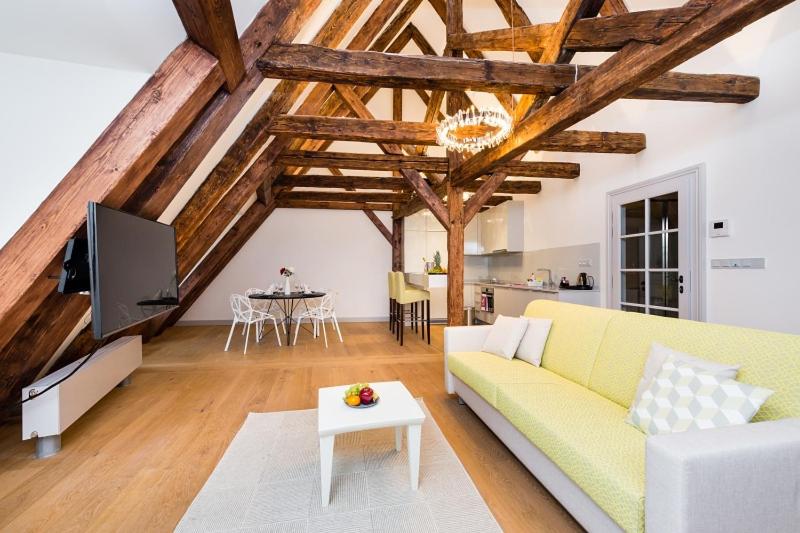 Фото Old Royal Post Hotel