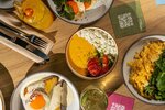 Breakfast Bar Breakfast in bed (Razyezzhaya Street, 40) ، مطعم