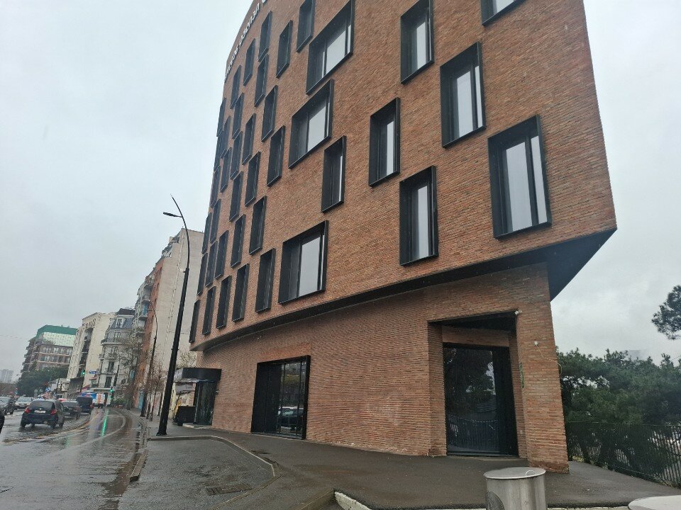 Фото Hotel Golden Tulip Design Tbilisi