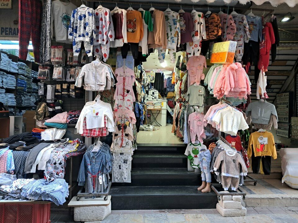 Children's clothing store Titiz Tekstil, Izmir, photo