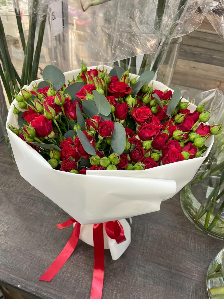 Güllərin və buketlərin çatdırılması Amsterdam Flora, Moskva, foto