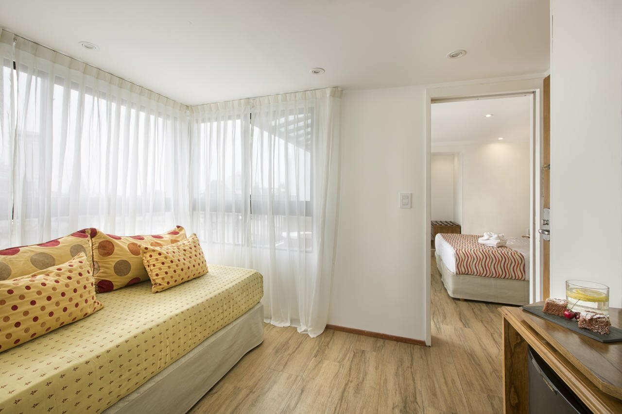 Фото Hotel Sheltown