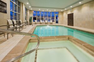 Гостиница Crowne Plaza Anchorage Midtown, an Ihg Hotel