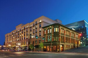 Гостиница Marriott Tacoma Downtown в Такоме
