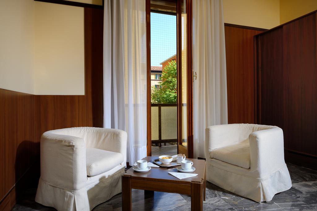 Фото Grand Hotel Elite