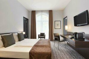 Гостиница Ramada by Wyndham Frankfurt Central Station