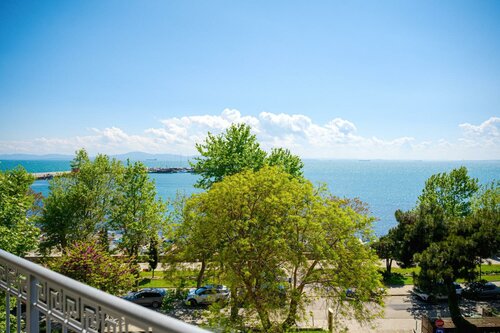 Гостиница Hotel Paradise Pomorie в Поморие