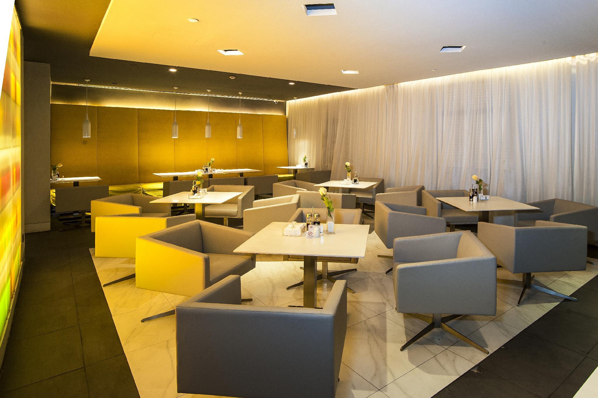 Фото Jinjiang Inn Select Shanghai Nanjing Road Pedestrian Street