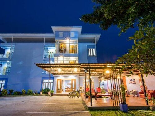 Гостиница Bluehouse Boutique в Чантхабури