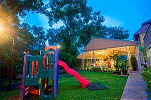 Гостиница Malaka Hotel Bandung