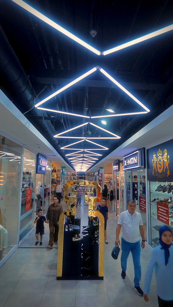 Perfume and cosmetics shop Essent Parfume, Tashkent, photo