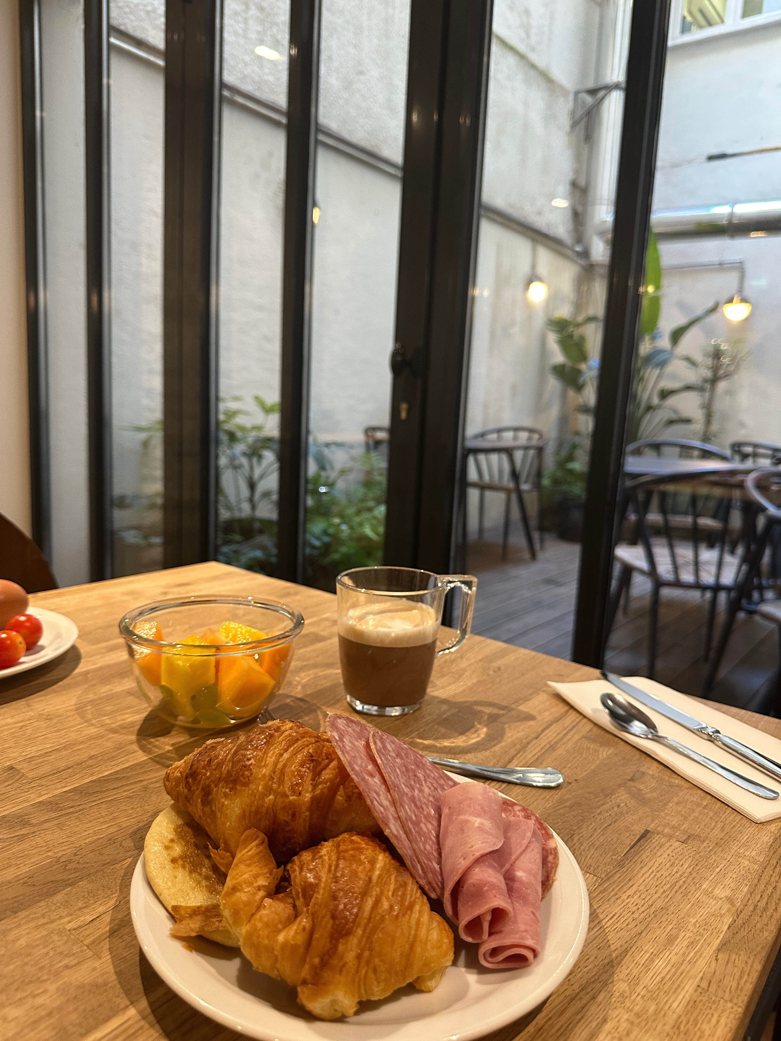 Фото New Hotel Le Voltaire