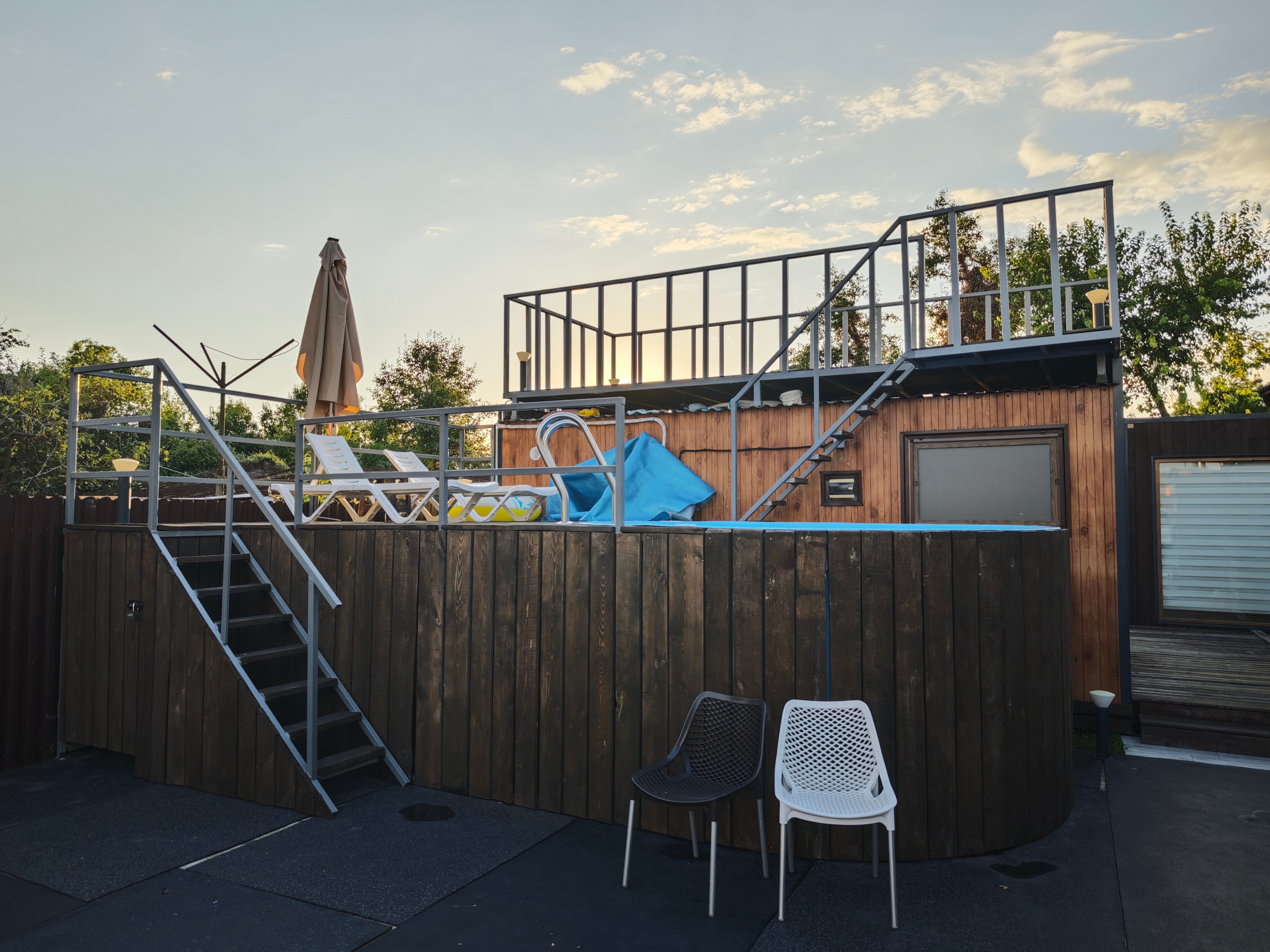 Фото Атмосфера