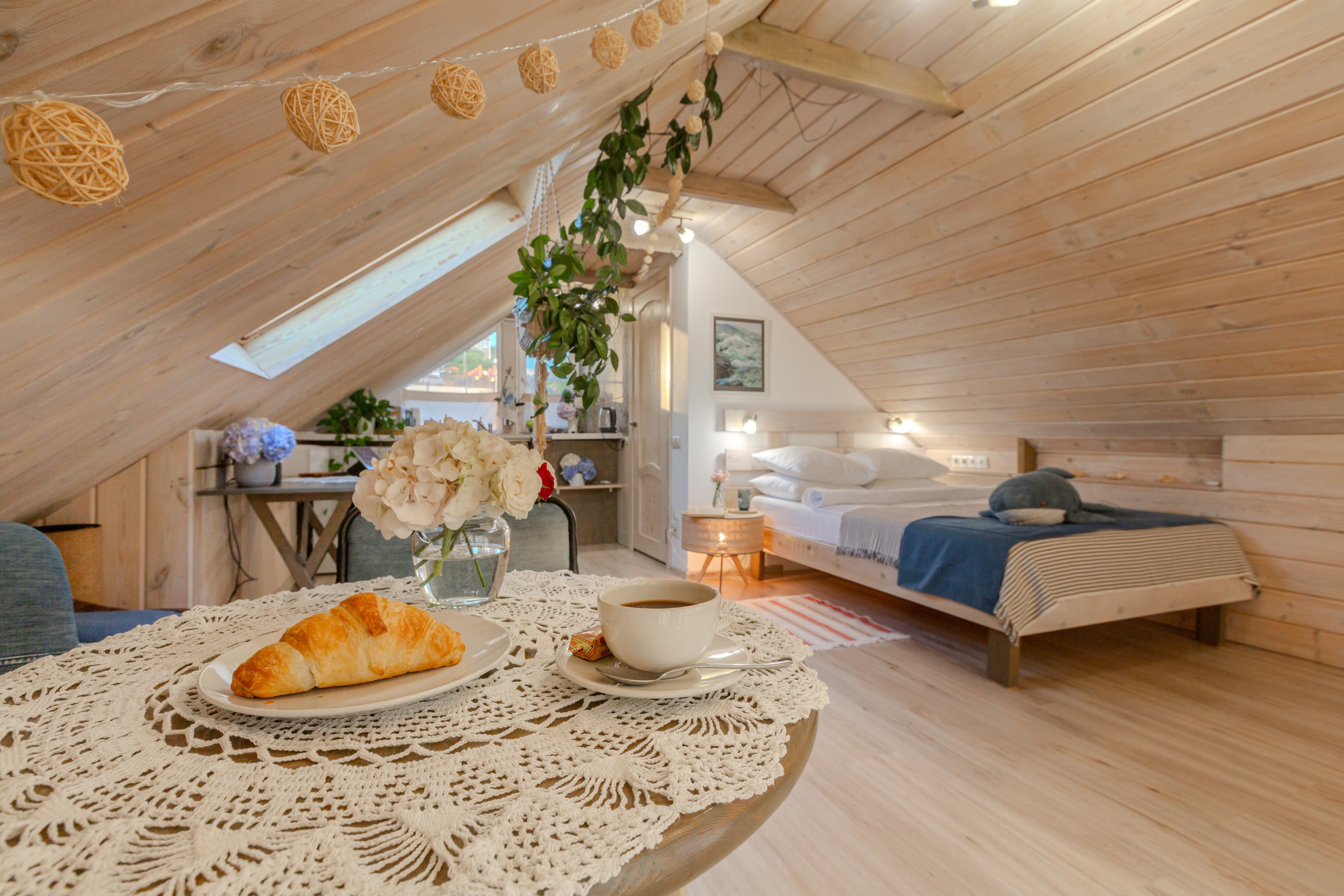 Фото Дом с Кипарисами в горах с видом на море