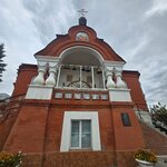 В этом храме служил священномученик Онисим, епископ Тульский и Одоевский, в миру Михаил Владимирович Пылаев, с 1933 по 1935 год. (Kominterna Street, 6), memorial plaque, foundation stone