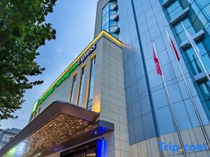 Гостиница Holiday Inn Express Xi