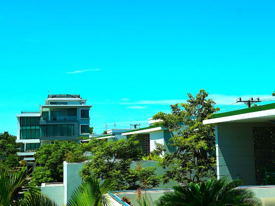 Фото Castle Bayview Resort & SPA