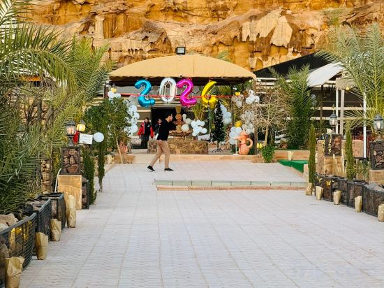 Фото Hasan Zawaideh Camp