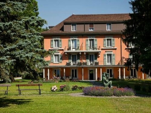 Внешний вид отеля Отель Grand des Bains de Lavey в Лаве-Моркле, фото 2