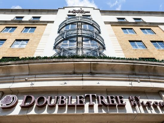 Фото DoubleTree by Hilton London Angel Kings Cross