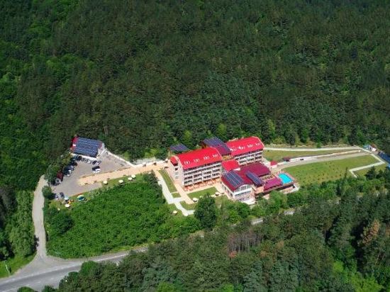 Фото Best Western Plus Paradise Hotel Dilijan