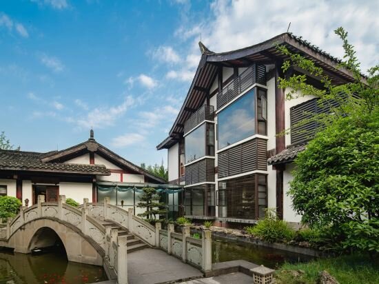 Hotel Jinye Chanyi Vacation Hotel, Sichuan, photo
