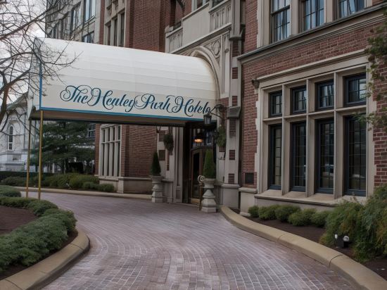 Фото The Henley Park Hotel