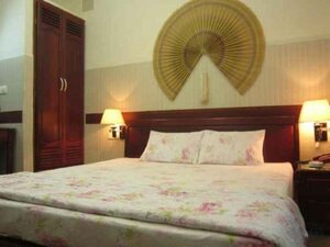 Hoang Thanh Thuy Hotel 1 (Ho Chi Minh City, Nguyen Ba Tuyen Street), hotel