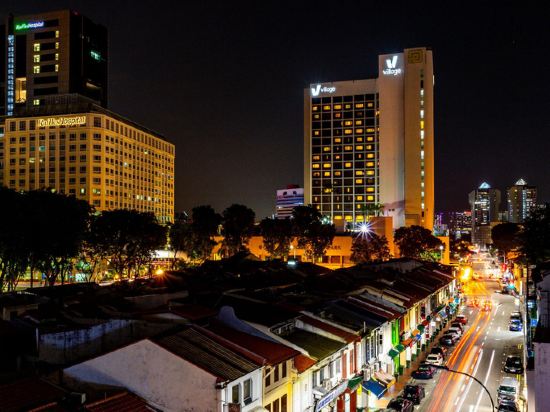 Фото Met A Space Pod @ Arab Street