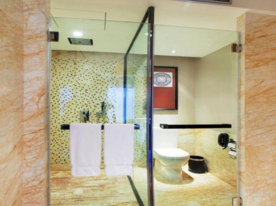 Фото 65777021211