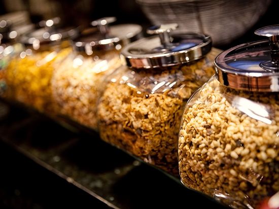 Фото Embassy Suites by Hilton Austin Arboretum